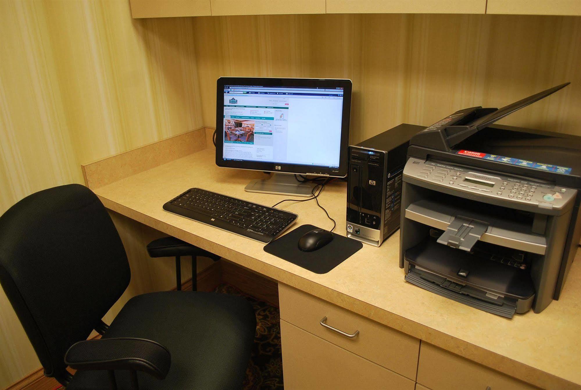 Country Inn & Suites By Radisson, Harrisburg - Hershey West, Pa المرافق الصورة